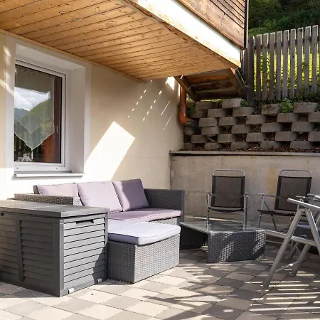 Haus Hauser アパート